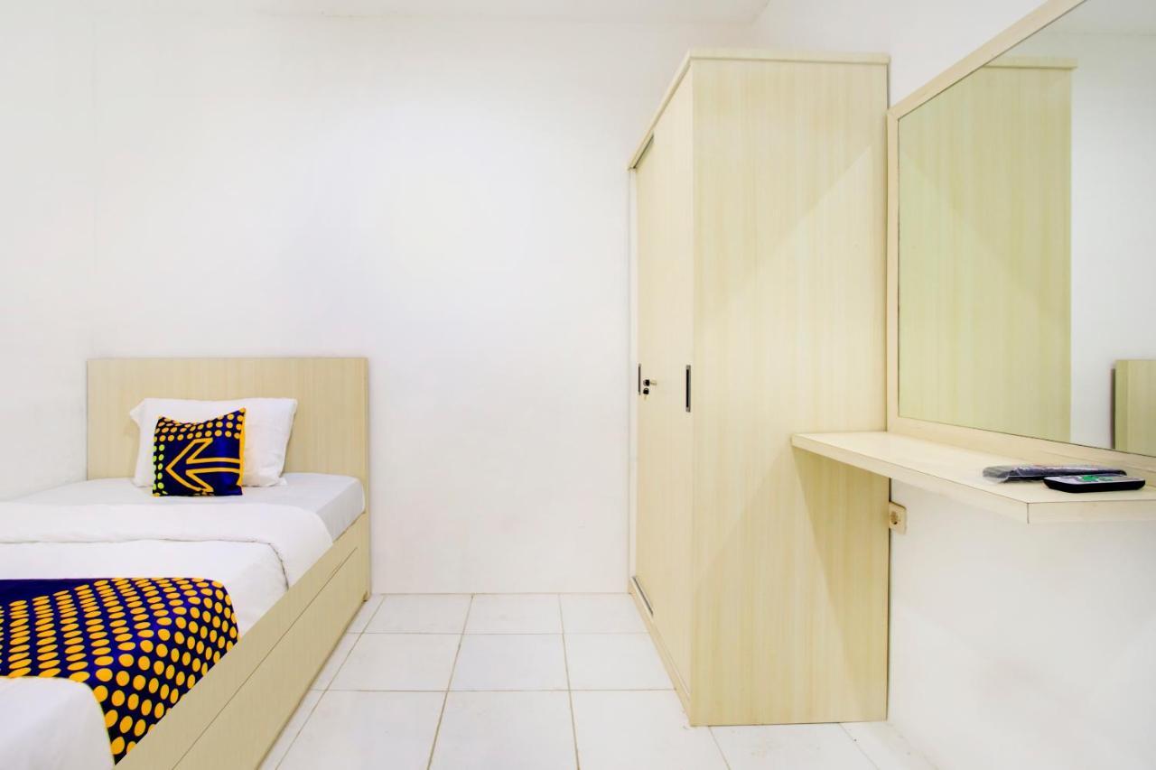 Vaccinated Staff - Spot On 3928 Terrace House Syariah Hotel Pondoktjing Dua Eksteriør billede